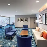 Hilton Garden Inn Omaha Downtown / Old Market Area